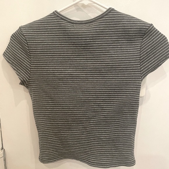 *LIKE NEW* Reformation Muscle Tee XS - Picture 3 of 4